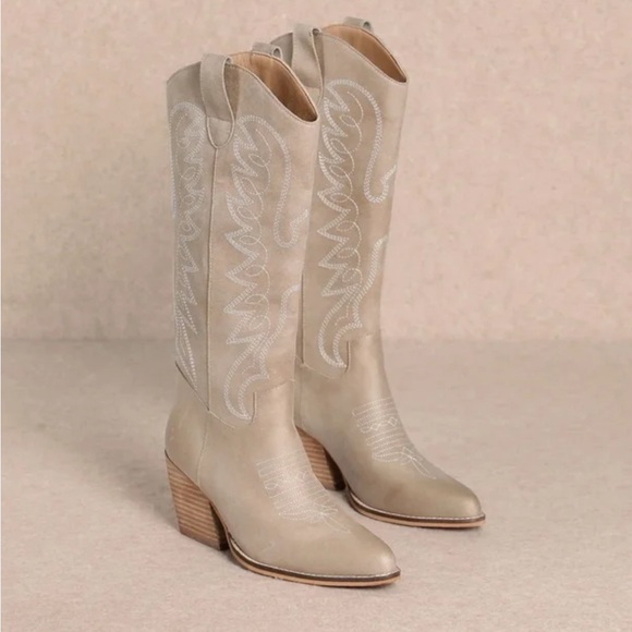 Shoes - Women's Beige Western Boots